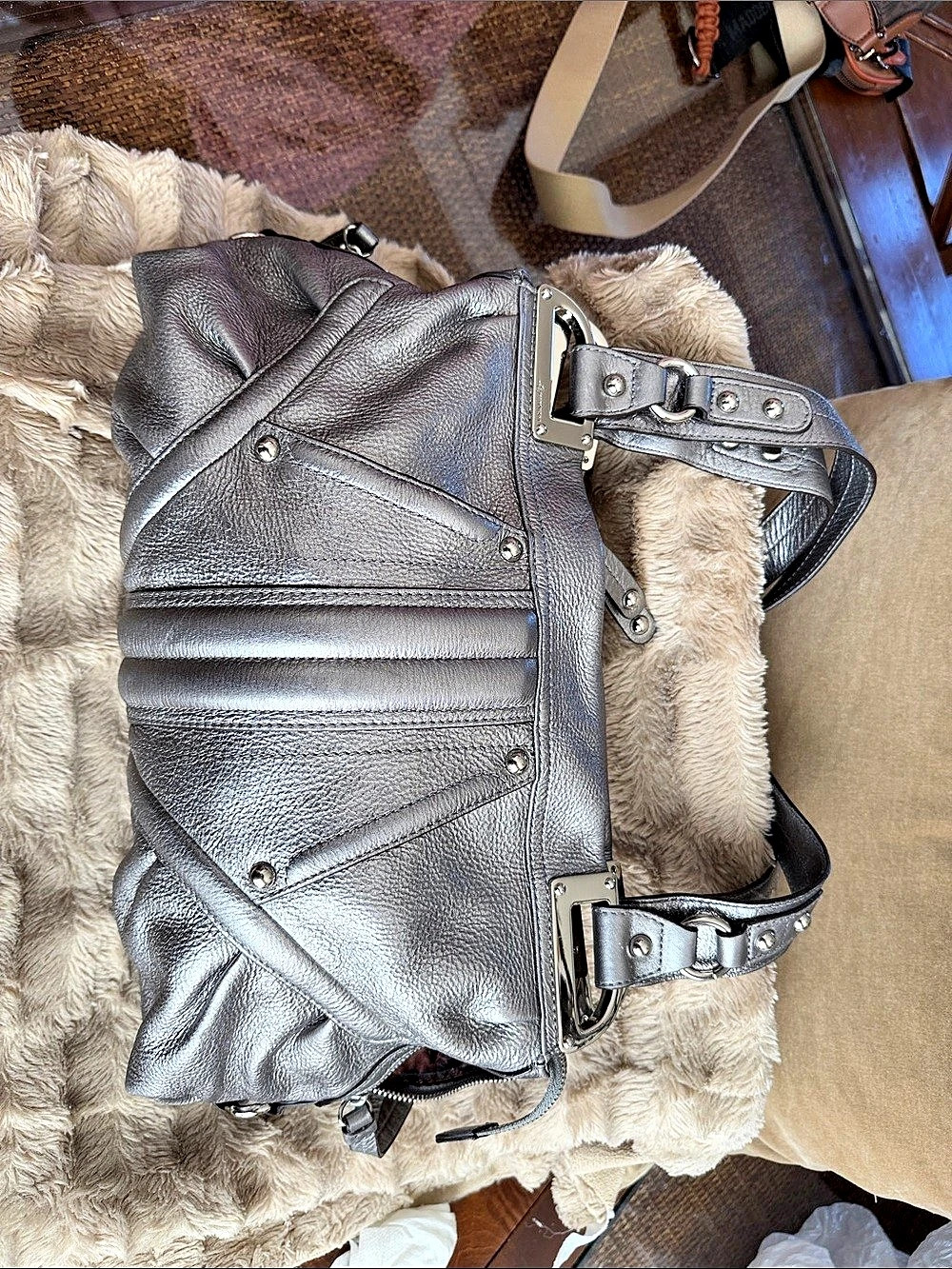 B. Makowsky Gray & Brown Shoulder Bag